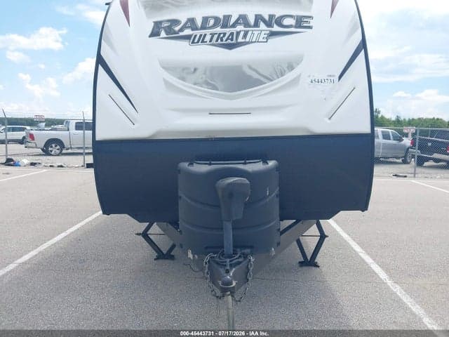 2017 CRUISER RADIANCE 25 RL 10