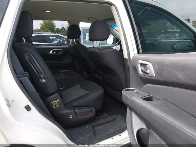 2017 NISSAN PATHFINDER SV 8