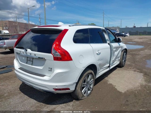 2017 VOLVO XC60 T5 4