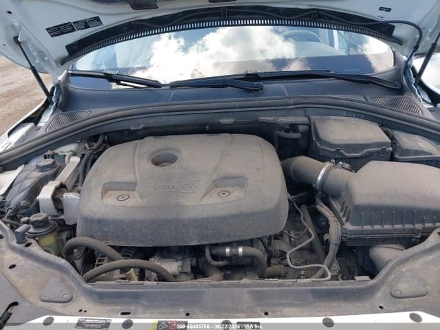 2017 VOLVO XC60 T5 10