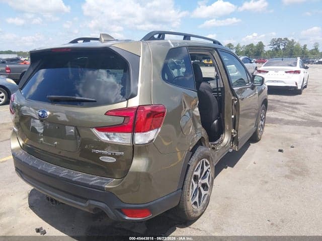 2023 SUBARU FORESTER PREMIUM 4