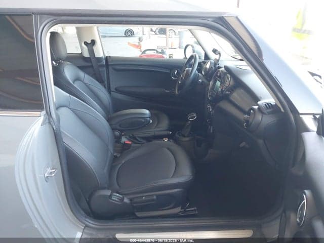 2019 MINI HARDTOP COOPER 5