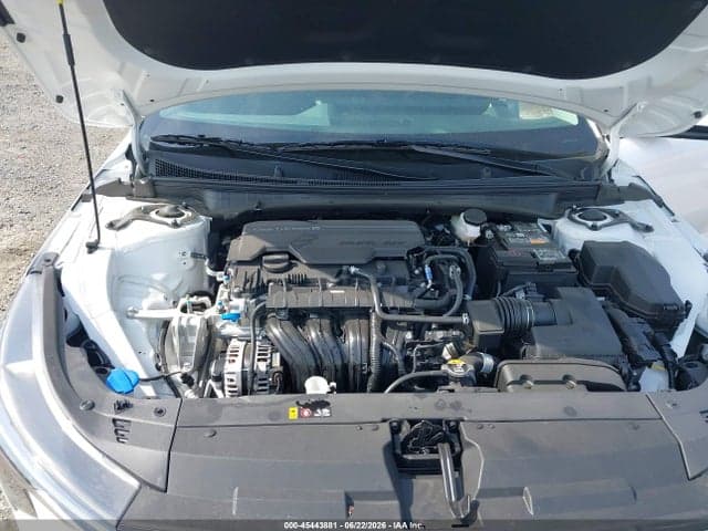 2025 KIA K4 LX 10