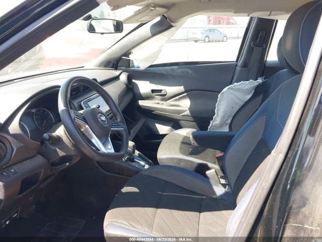 2018 NISSAN KICKS S 5
