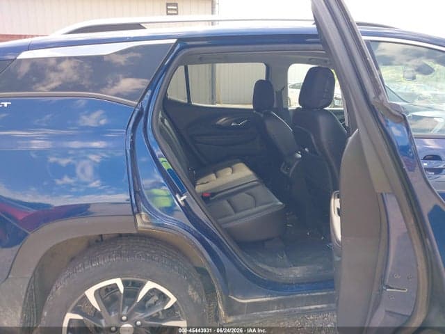 2022 GMC TERRAIN AWD SLT 8