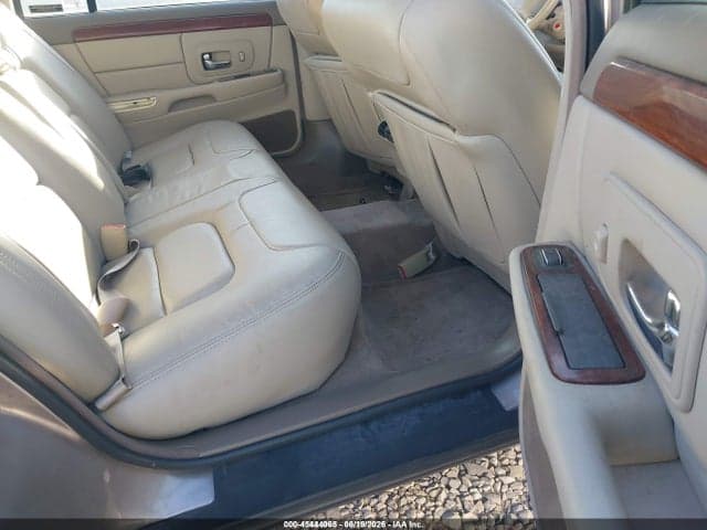 1998 CADILLAC DEVILLE STANDARD 8