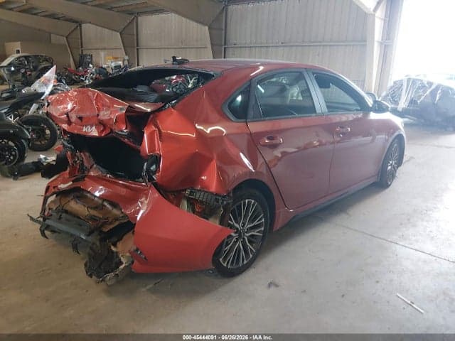 2022 KIA FORTE GT-LINE 4