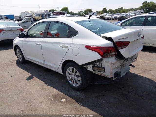 2021 HYUNDAI ACCENT SE 3