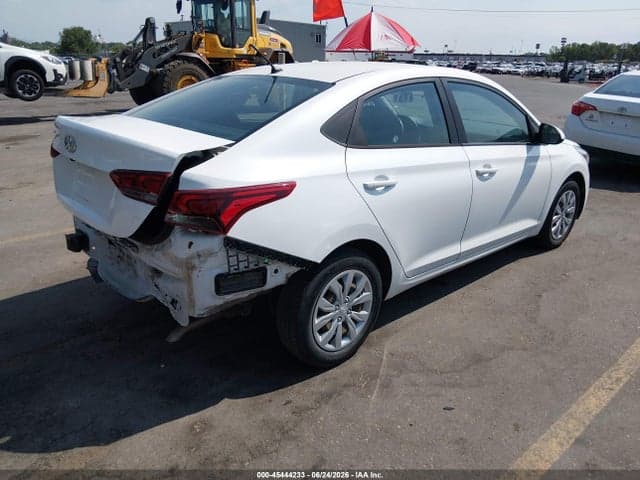 2021 HYUNDAI ACCENT SE 4