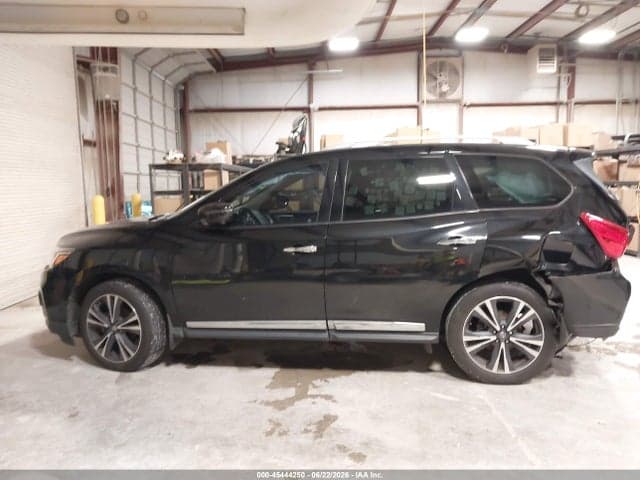 2019 NISSAN PATHFINDER PLATINUM 13