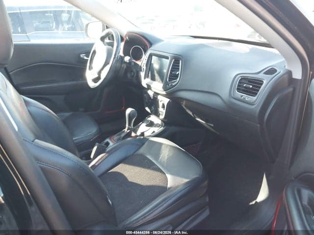 2019 JEEP COMPASS TRAILHAWK 4X4 5