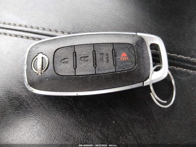 2024 NISSAN SENTRA SV XTRONIC CVT 11