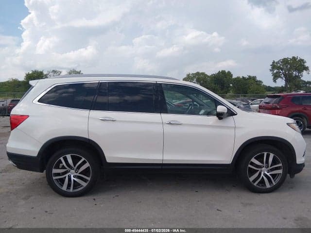 2017 HONDA PILOT TOURING 13