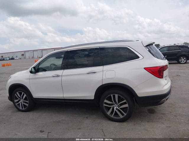 2017 HONDA PILOT TOURING 14