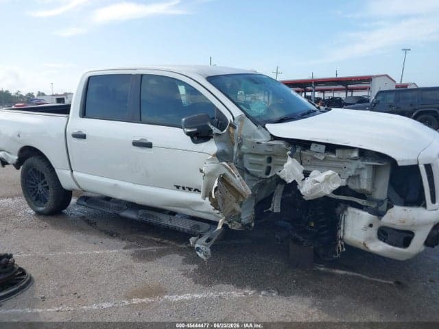 2018 NISSAN TITAN SL 13