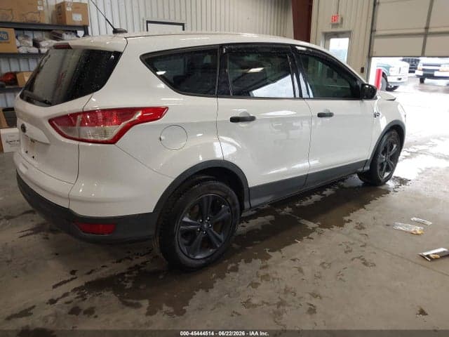 2016 FORD ESCAPE S 4
