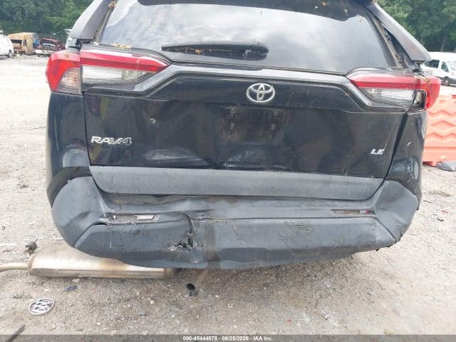 2020 TOYOTA RAV4 LE 6