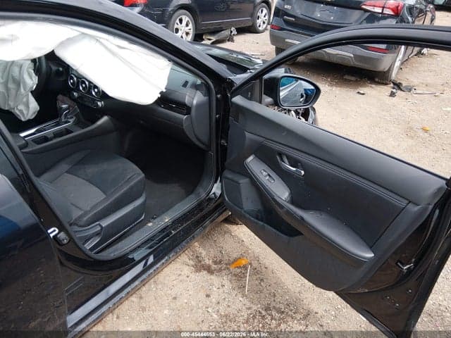 2023 NISSAN SENTRA SV XTRONIC CVT 5