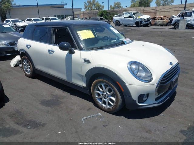 2016 MINI CLUBMAN COOPER