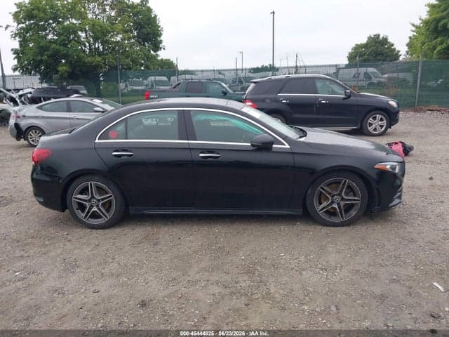 2022 MERCEDES-BENZ A 220 4MATIC 13