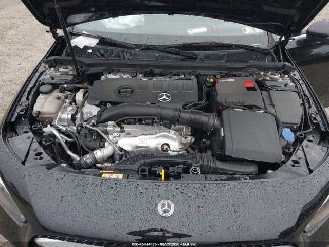 2022 MERCEDES-BENZ A 220 4MATIC 10