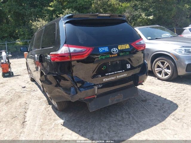 2020 TOYOTA SIENNA L 3
