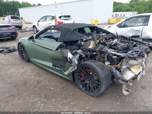 2017 AUDI R8 SPYDER V10 3