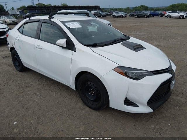 2019 TOYOTA COROLLA LE 1