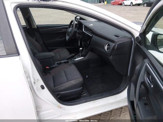 2019 TOYOTA COROLLA LE 5
