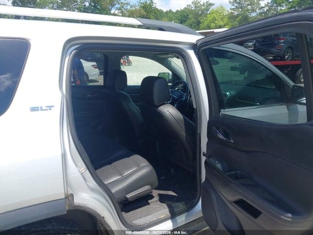 2017 GMC ACADIA SLT-1 8