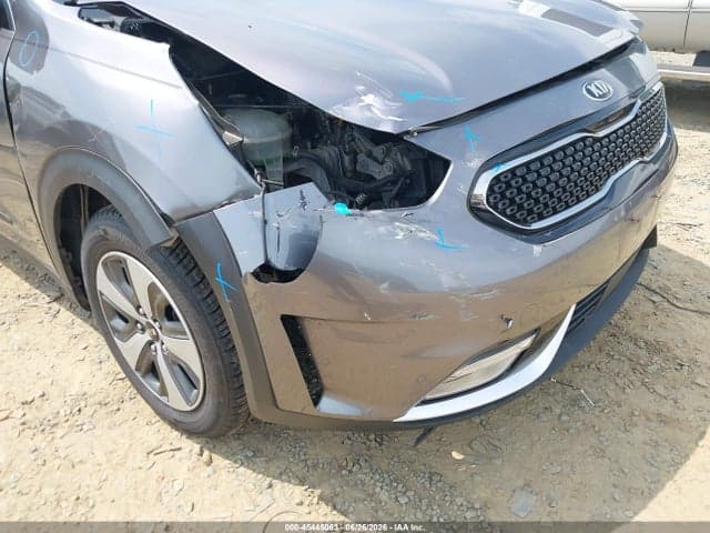 2018 KIA NIRO EX 6