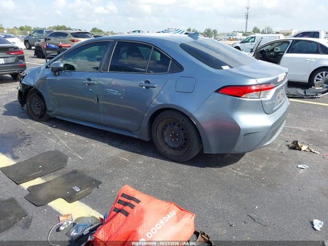 2020 TOYOTA COROLLA LE 3