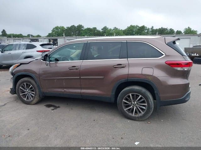 2019 TOYOTA HIGHLANDER XLE 15