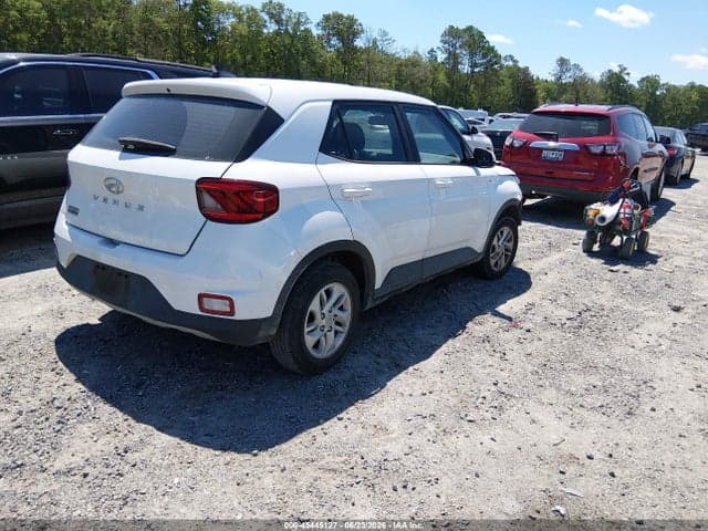 2021 HYUNDAI VENUE SE 4