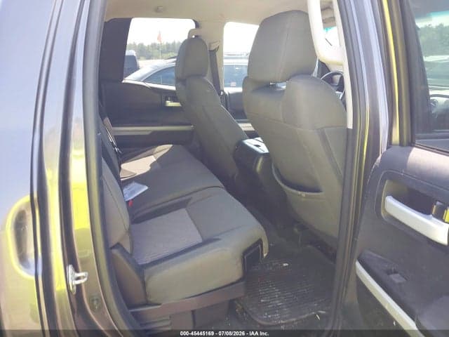 2017 TOYOTA TUNDRA SR5 5.7L V8 8