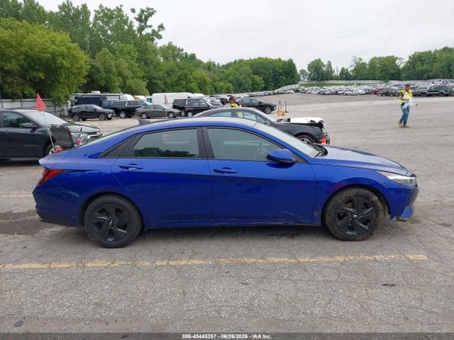 2022 HYUNDAI ELANTRA SEL 13