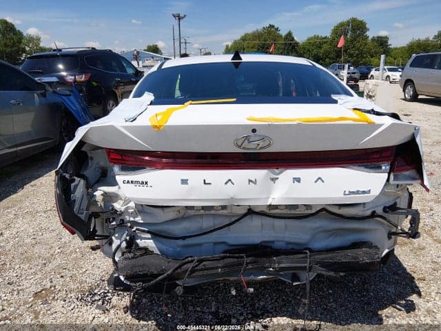 2021 HYUNDAI ELANTRA LIMITED 15