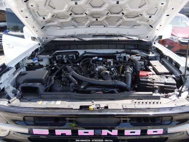 2025 FORD BRONCO OUTER BANKS 10