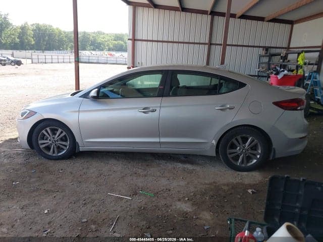 2017 HYUNDAI ELANTRA SE 13