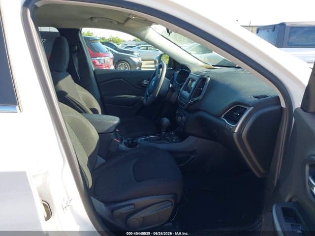 2019 JEEP CHEROKEE LATITUDE 4X4 5