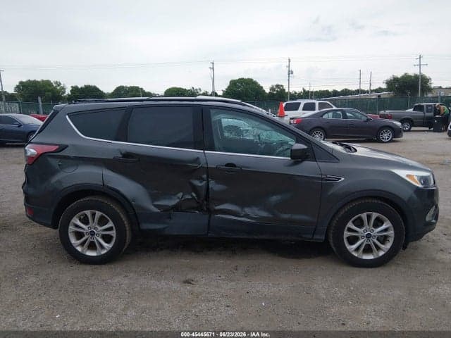 2018 FORD ESCAPE SE 13