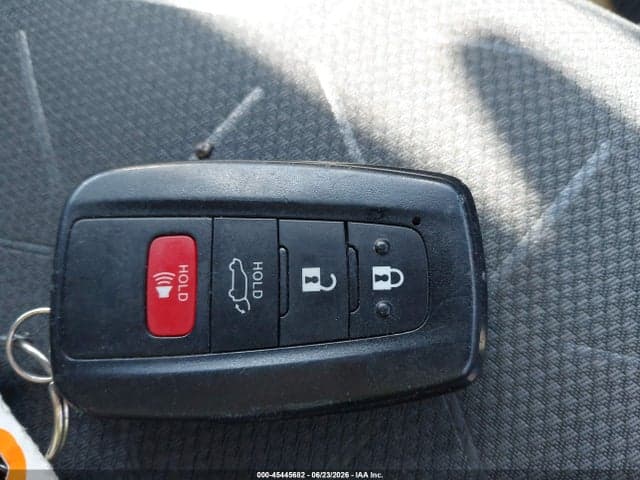 2025 TOYOTA RAV4 HYBRID XLE 11