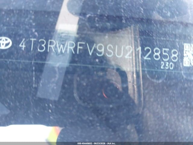 2025 TOYOTA RAV4 HYBRID XLE 9