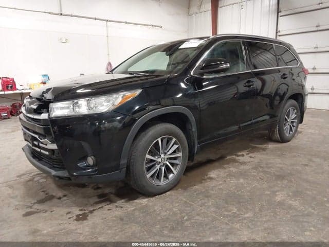 2018 TOYOTA HIGHLANDER XLE 2