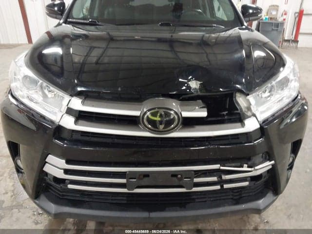 2018 TOYOTA HIGHLANDER XLE 6