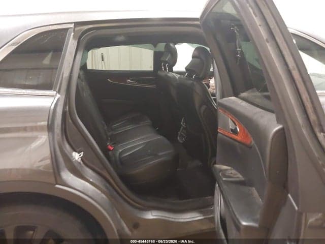 2017 LINCOLN MKX RESERVE 8