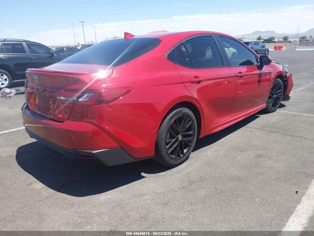2025 TOYOTA CAMRY SE 4