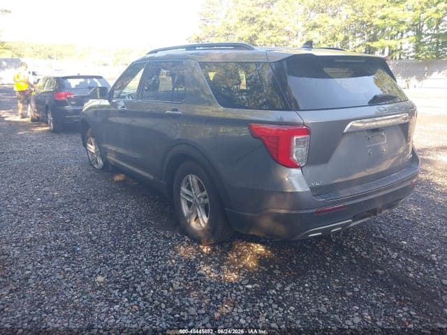 2021 FORD EXPLORER XLT 3