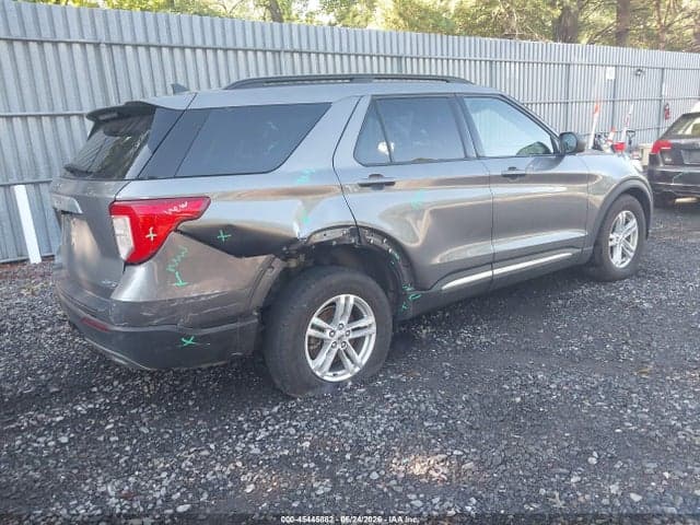2021 FORD EXPLORER XLT 4