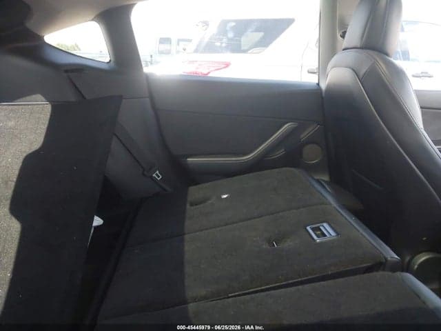 2022 TESLA MODEL Y 9